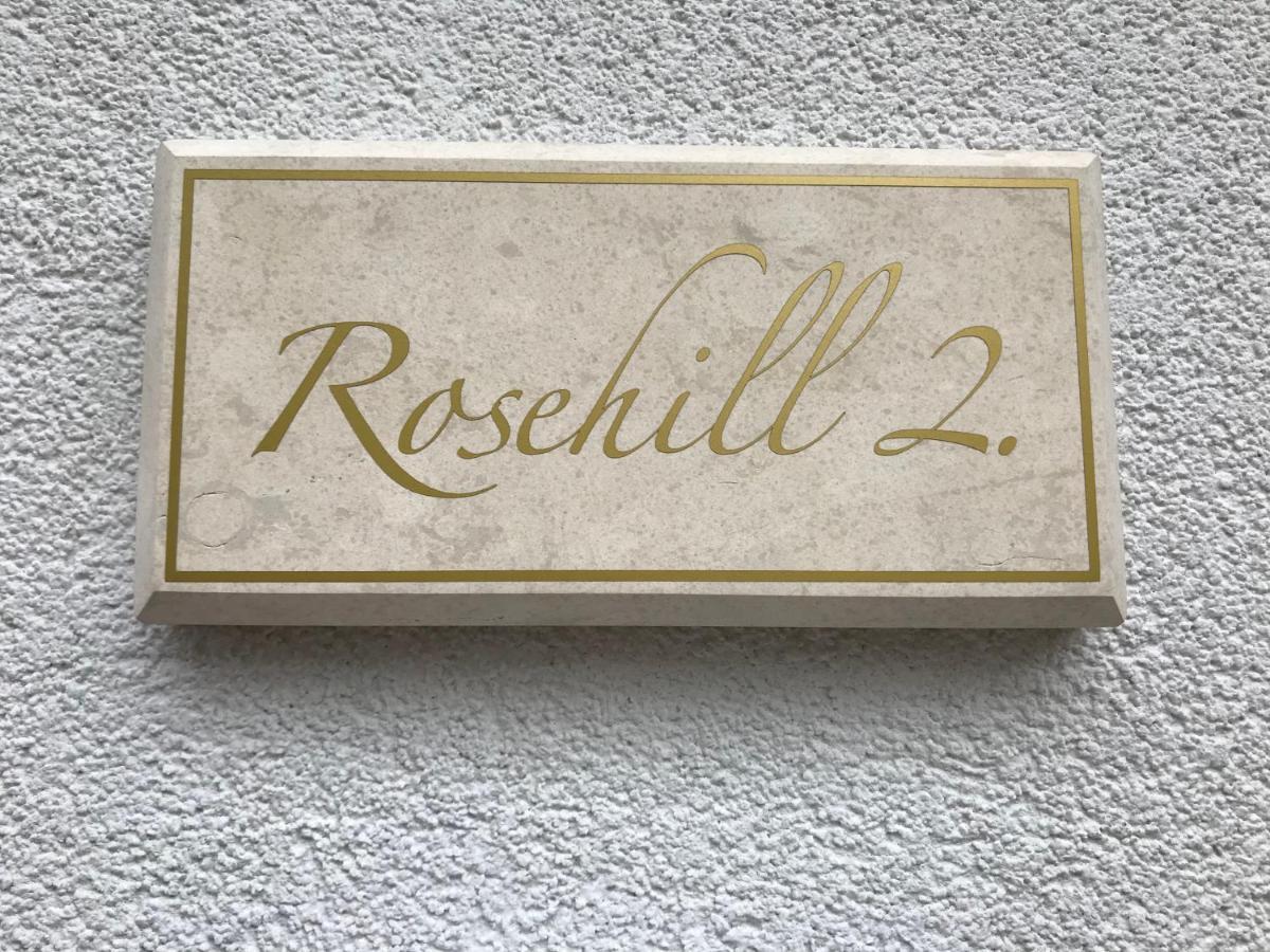 Greatforest Rosehill 2 Apartman -Bmw- Дебрецен Экстерьер фото
